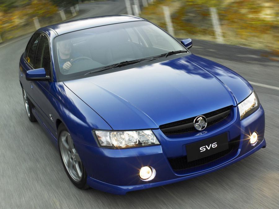  Holden Commodore SV6 2004 года  (фото 4 из 8)
